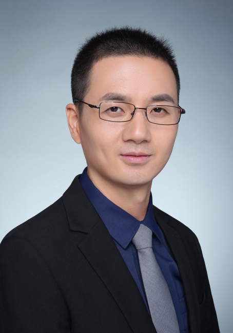 李峰教授照片 李峰教授照片
